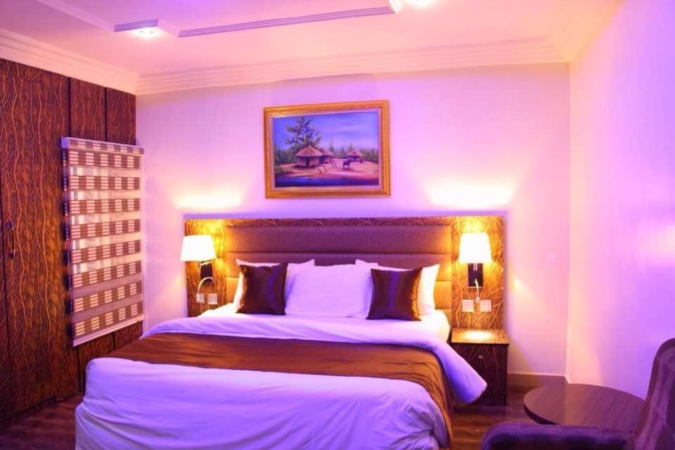 E-Suites Hotel, Abuja Exterior photo